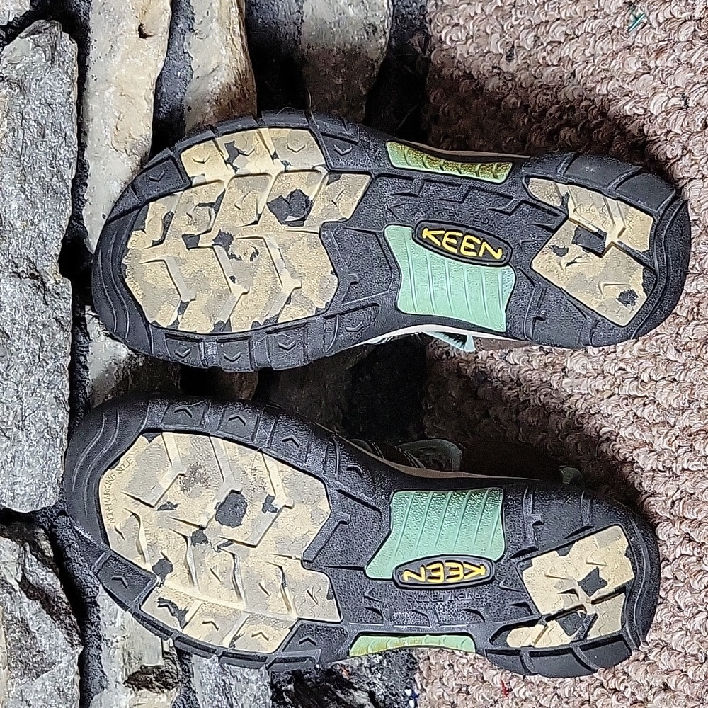 Women's Keen  Brown and Green Outdoor Sandals Size 8 - Picture 7 of 10